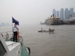 驱赶碍航游泳人员 确保通航安全 - 中华人民共和国武汉海事局
