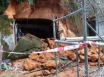 发生塌方事故的山洞。特约记者 谭桂林 摄 - 新浪湖北