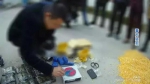荆州警方破获省督毒品案 挖出家族式贩毒团伙(图) - 新浪湖北