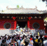 “五一”期间，各地迎来客流高峰，数万中外游客慕名游览少林寺。 王中举 摄 - 新浪湖北