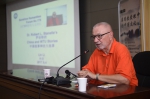美国教授“老罗”谈中国文化 - 武汉纺织大学