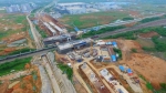 湖北省首座万吨级双幅转体桥成功完成转体 - Hb.Chinanews.Com