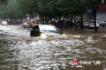 昨天清晨，辽宁出现短时强降水，铁岭等地积水积水严重。曾韦娜 摄 - 新浪湖北