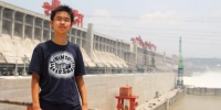 摄影师记录儿子与三峡大坝一起“成长” - Hb.Chinanews.Com