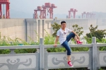 摄影师记录儿子与三峡大坝一起“成长” - Hb.Chinanews.Com