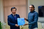 陶宏同志率湖北教育代表团访问南亚三国 - 教育厅