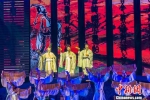 《我们的端午》展现屈原文化 郑家裕 摄 - Hb.Chinanews.Com
