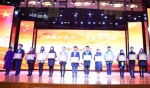学校举行“欢庆十九大 青春永向党”合唱比赛 - 武汉纺织大学