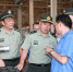 2017年 8月18日，湖北省军区司令员马涛少将到东风越野车有限公司视察参观。 - 新浪湖北