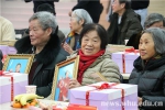 学校为耄耋老人集体祝寿 - 武汉大学