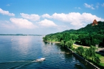 武汉拥有166个大小湖泊 东湖是最璀璨的一颗明珠 - Whtv.Com.Cn