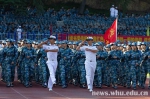 七千余军训学员接受大检阅 - 武汉大学