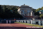 七千余军训学员接受大检阅 - 武汉大学