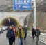 两条隧道施工 沪渝高速利川段实行临时交通管制 - 新浪湖北