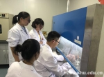 【一线传真】医学新生的实验课 - 武汉大学