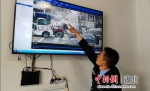 在监控视频中发现两名少年的身影 - Hb.Chinanews.Com