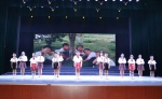图为仙桃市特殊教育学校师生表演的手语舞《没有什么不同》 - 残疾人联合会