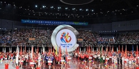 8月25日，代表团代表在开幕式现场。新华社记者李然摄 - 残疾人联合会