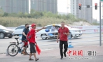 刘庭学：文明交通劝导员，志愿有我 - Hb.Chinanews.Com