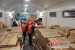 继牛羊肉后，990件火锅底料抵达武汉 - Hb.Chinanews.Com