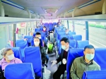 8日武汉市内交通井然有序 车辆全面消杀乘客隔位而坐 - 新浪湖北