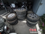 民警收缴的被盗轮胎 - Hb.Chinanews.Com
