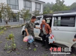 遭受暴雨袭击 五峰牛庄紧急转移16户31人 - Hb.Chinanews.Com