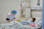 刚下火线又救人 “95后”战疫护士捐献造血干细胞 - Hb.Chinanews.Com