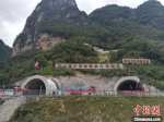 湖北保神高速最长隧道贯通 将实现“县县通高速”目标 - 新浪湖北