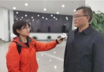 武汉市交通运输局建设处王涛副处长接受记者采访 - 新浪湖北