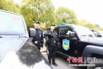 襄阳特警：庆祝警察节，全天我在岗 - Hb.Chinanews.Com