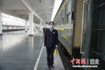 “冷”车厢里“暖”旅客 - Hb.Chinanews.Com