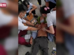 武汉：乘客地铁内晕倒 工作人员启用AED成功救助 - 新浪湖北