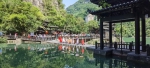 今年“五一”假期期间的宜昌三峡人家旅游景区。湖北省文旅厅供图 - 新浪湖北