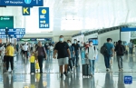 2022年7月8日，武汉天河机场的旅客。（湖北机场集团供图） - 新浪湖北