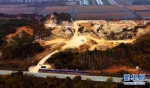 图为2019年11月拍摄的马鞍山采石场原始地貌。新华网发 - 新浪湖北