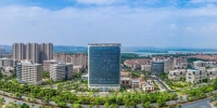 由湖北联投投资建设的武汉花山生态新城，被誉为“新型城镇化的湖北样本”。新华网发 - 新浪湖北