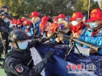 襄阳特警举办警营开放日 感受别样“警彩” - Hb.Chinanews.Com