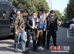 因琐事杀害前妻与岳母 男子潜逃20年后被抓获 - Hb.Chinanews.Com